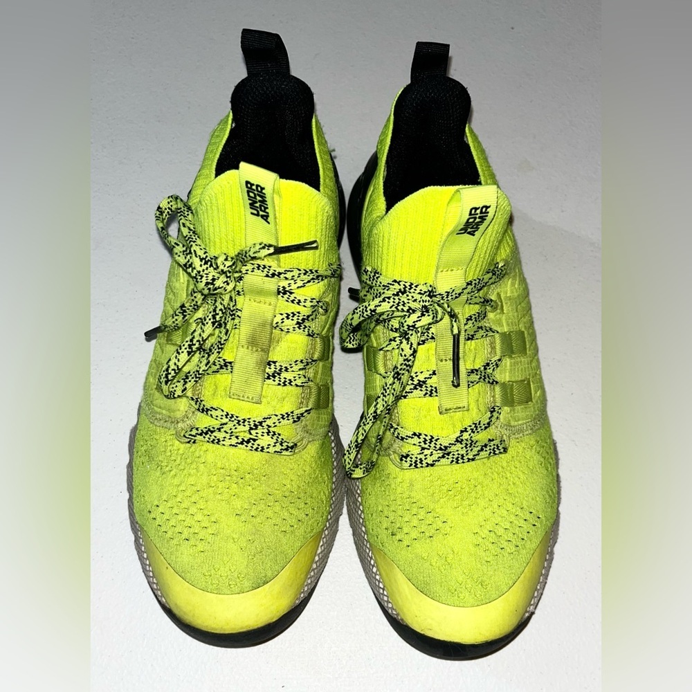 Size 7Y - Under Armour Project Rock 3 High-Vis Yellow Black